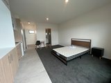 https://images.listonce.com.au/custom/160x/listings/33-willana-avenue-hamlyn-heights-vic-3215/062/01841062_img_08.jpg?sE0x3KeNXdI