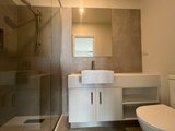 https://images.listonce.com.au/custom/160x/listings/33-willana-avenue-hamlyn-heights-vic-3215/816/01691816_img_06.jpg?smT86M13QNs