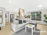 https://images.listonce.com.au/custom/160x/listings/330-iris-crescent-boronia-vic-3155/896/01525896_img_03.jpg?Gd1kr9YcSOU