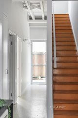 https://images.listonce.com.au/custom/160x/listings/330-lord-street-richmond-vic-3121/185/01438185_img_08.jpg?GMUWippyL-E