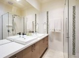 https://images.listonce.com.au/custom/160x/listings/330-new-street-brighton-vic-3186/309/01789309_img_08.jpg?uGWlZVqrl0E