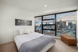 https://images.listonce.com.au/custom/160x/listings/33077-riverside-quay-southbank-vic-3006/286/01731286_img_05.jpg?15xAGYJ8JxI