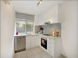 https://images.listonce.com.au/custom/160x/listings/332-barton-street-hawthorn-vic-3122/161/01819161_img_03.jpg?o5mgVDg7ykY