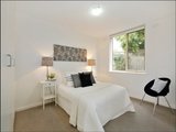 https://images.listonce.com.au/custom/160x/listings/332-barton-street-hawthorn-vic-3122/161/01819161_img_06.jpg?jqmwSe0JR-Y