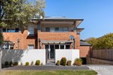 https://images.listonce.com.au/custom/160x/listings/332-bay-street-brighton-vic-3186/233/01982233_img_19.jpg?hm2HMSBg15U