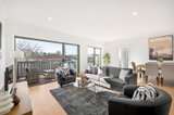 https://images.listonce.com.au/custom/160x/listings/332-felix-grove-mooroolbark-vic-3138/726/01735726_img_05.jpg?7kgp11_ulR0