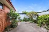 https://images.listonce.com.au/custom/160x/listings/332-johnston-street-newport-vic-3015/757/01290757_img_11.jpg?zk8OY3gMr38