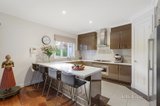 https://images.listonce.com.au/custom/160x/listings/3322-cotham-road-kew-vic-3101/762/01168762_img_08.jpg?yiyOxdodCn8