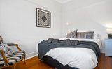 https://images.listonce.com.au/custom/160x/listings/333-bevan-street-albert-park-vic-3206/523/01571523_img_08.jpg?zOxr_6-15HU