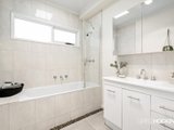 https://images.listonce.com.au/custom/160x/listings/333-douglas-parade-newport-vic-3015/868/01203868_img_07.jpg?n8u7w6MiRa4
