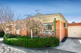 https://images.listonce.com.au/custom/160x/listings/333-kauri-grove-glen-waverley-vic-3150/016/01659016_img_01.jpg?AMsaAcXpBVc
