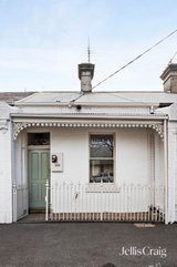 https://images.listonce.com.au/custom/160x/listings/333-napier-street-fitzroy-vic-3065/427/01813427_img_01.jpg?v-jwURL6mQw