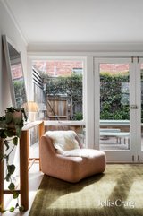 https://images.listonce.com.au/custom/160x/listings/333-napier-street-fitzroy-vic-3065/427/01813427_img_04.jpg?98LKF3wdUJ0