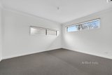 https://images.listonce.com.au/custom/160x/listings/333-thompson-street-glen-waverley-vic-3150/411/01662411_img_06.jpg?FeJcp0yUOBs
