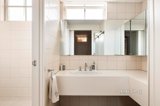 https://images.listonce.com.au/custom/160x/listings/33351-rathdowne-street-carlton-vic-3053/810/01357810_img_06.jpg?GifhNEqHO0g