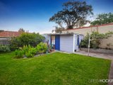 https://images.listonce.com.au/custom/160x/listings/334-howe-parade-port-melbourne-vic-3207/964/01086964_img_05.jpg?5Yt7J22ayms