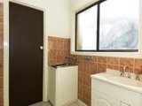 https://images.listonce.com.au/custom/160x/listings/3343-church-street-herne-hill-vic-3218/491/01699491_img_05.jpg?OUqeCz9oOv0