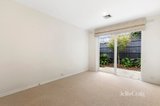 https://images.listonce.com.au/custom/160x/listings/3349-glenferrie-road-malvern-vic-3144/721/01900721_img_08.jpg?Nns1nDFDWQg