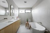 https://images.listonce.com.au/custom/160x/listings/334a-chesterville-road-bentleigh-east-vic-3165/418/01773418_img_12.jpg?m9-jf8EaU8M
