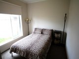 https://images.listonce.com.au/custom/160x/listings/334a-hopetoun-street-ballarat-east-vic-3350/887/01575887_img_04.jpg?kixBO4YOEnM