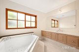 https://images.listonce.com.au/custom/160x/listings/335-clegg-road-wandin-north-vic-3139/001/01822001_img_07.jpg?OnwLCN9jW9c