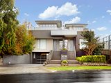 https://images.listonce.com.au/custom/160x/listings/3359-napier-street-strathmore-vic-3041/936/01732936_img_11.jpg?zB4AAavV33w