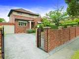 https://images.listonce.com.au/custom/160x/listings/336-balwyn-road-balwyn-north-vic-3104/473/01684473_img_01.jpg?yZX-PQgSL4Q