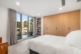 https://images.listonce.com.au/custom/160x/listings/336-esplanade-brighton-vic-3186/210/01927210_img_07.jpg?s6GrH35ZfWM