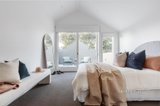 https://images.listonce.com.au/custom/160x/listings/336-highett-street-richmond-vic-3121/028/01500028_img_07.jpg?FO7CuLIrC5I