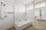 https://images.listonce.com.au/custom/160x/listings/337-banyule-road-viewbank-vic-3084/940/01981940_img_07.jpg?YLkMXCljsNc