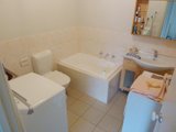 https://images.listonce.com.au/custom/160x/listings/338-french-street-noble-park-vic-3174/925/01806925_img_06.jpg?iyJIhrR6lfk