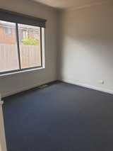 https://images.listonce.com.au/custom/160x/listings/338-french-street-noble-park-vic-3174/925/01806925_img_07.jpg?YEUd4VLHviQ