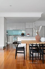 https://images.listonce.com.au/custom/160x/listings/33a-brooke-street-northcote-vic-3070/504/01162504_img_04.jpg?Y2H3E2s8q7g