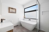 https://images.listonce.com.au/custom/160x/listings/33a-separation-street-mornington-vic-3931/128/01680128_img_11.jpg?P6DZZ2437SI