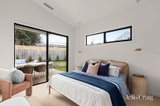 https://images.listonce.com.au/custom/160x/listings/33a-wattle-bird-crescent-barwon-heads-vic-3227/123/01979123_img_06.jpg?N4aGQvAWVUY