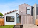 https://images.listonce.com.au/custom/160x/listings/33b-wattle-bird-crescent-barwon-heads-vic-3227/069/01979069_img_01.jpg?AVmAB4ssxNk