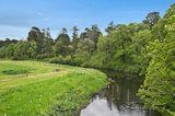 https://images.listonce.com.au/custom/160x/listings/34-36-hutton-street-kyneton-vic-3444/130/01896130_img_05.jpg?BzEU_qH8_s4