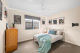 https://images.listonce.com.au/custom/160x/listings/34-aintree-street-mooroolbark-vic-3138/676/01703676_img_09.jpg?19V2UgVlj1Y
