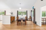 https://images.listonce.com.au/custom/160x/listings/34-anslow-street-woodend-vic-3442/827/01883827_img_06.jpg?E9r8QfxvezM