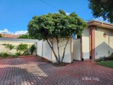 https://images.listonce.com.au/custom/160x/listings/34-barningham-street-brunswick-vic-3056/248/01882248_img_12.jpg?nVL6oGAvPWc