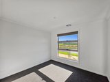 https://images.listonce.com.au/custom/160x/listings/34-beveridge-circuit-armstrong-creek-vic-3217/518/01913518_img_05.jpg?FlCbPoCGJaw