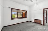 https://images.listonce.com.au/custom/160x/listings/34-blackjack-road-harcourt-vic-3453/865/01835865_img_08.jpg?oIXr958lDKg
