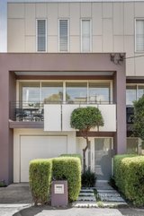 https://images.listonce.com.au/custom/160x/listings/34-brighton-street-richmond-vic-3121/285/01480285_img_02.jpg?DBEjmNH8Wfw