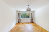 https://images.listonce.com.au/custom/160x/listings/34-burns-street-elwood-vic-3184/725/01959725_img_03.jpg?vy-tR47Sb6U