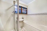 https://images.listonce.com.au/custom/160x/listings/34-cambrian-crescent-wheelers-hill-vic-3150/670/01808670_img_09.jpg?If5zueChoow