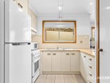 https://images.listonce.com.au/custom/160x/listings/34-cameron-avenue-altona-meadows-vic-3028/953/01203953_img_05.jpg?JmSRVL9efcU