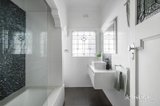 https://images.listonce.com.au/custom/160x/listings/34-canberra-road-toorak-vic-3142/324/01905324_img_11.jpg?t8e9akSN18M