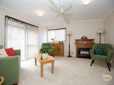 https://images.listonce.com.au/custom/160x/listings/34-challis-street-newport-vic-3015/983/01613983_img_05.jpg?PKFQOkEKnfU