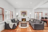 https://images.listonce.com.au/custom/160x/listings/34-charteris-drive-ivanhoe-east-vic-3079/812/00404812_img_02.jpg?VUVFLRUH2i0