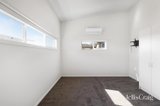 https://images.listonce.com.au/custom/160x/listings/34-coniston-street-diamond-creek-vic-3089/064/01768064_img_09.jpg?SJoaS5q70rs